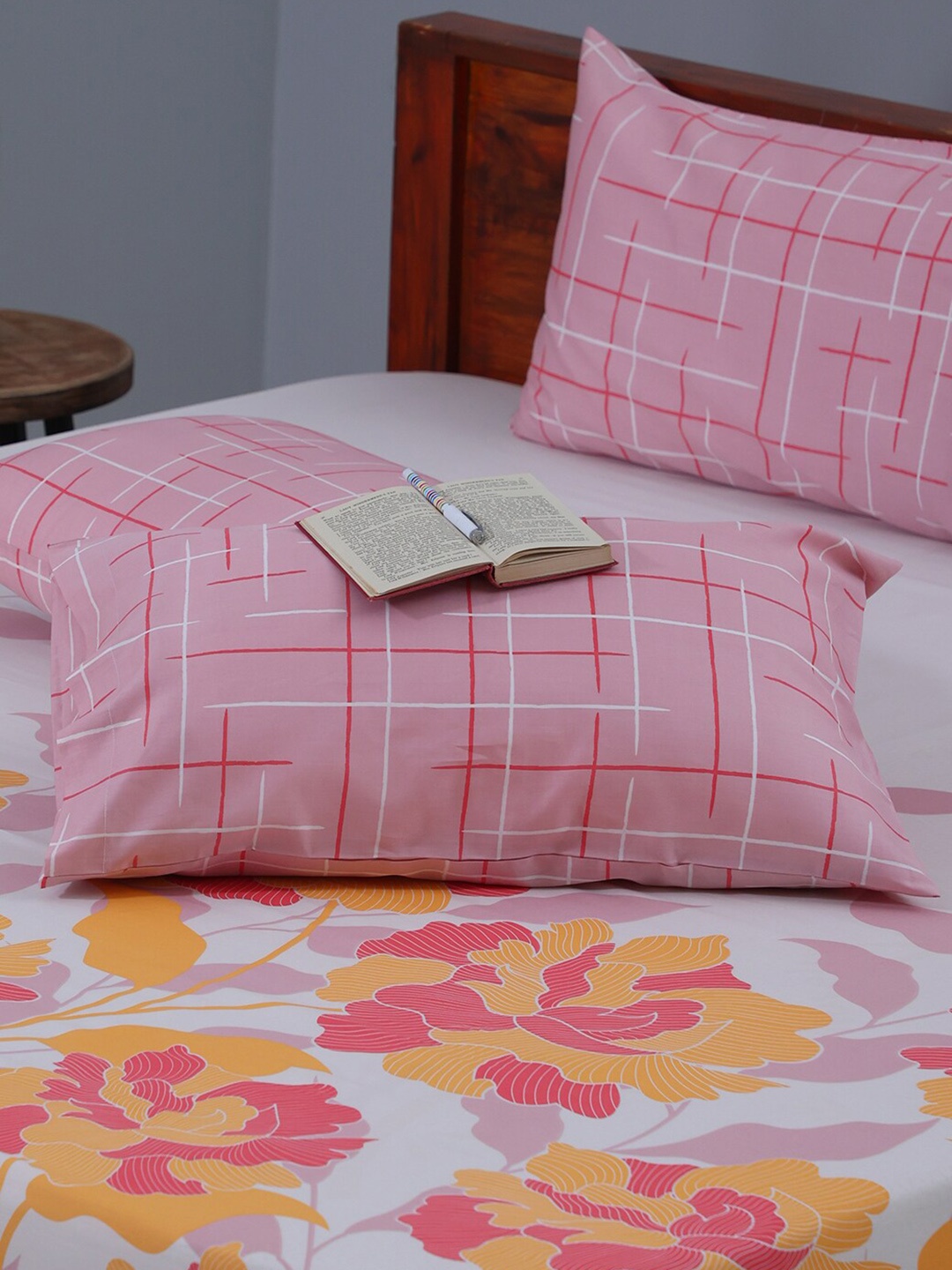 

BLUE DAHLIA Set Of 2 Orange Printed Pure Cotton Pillow Covers