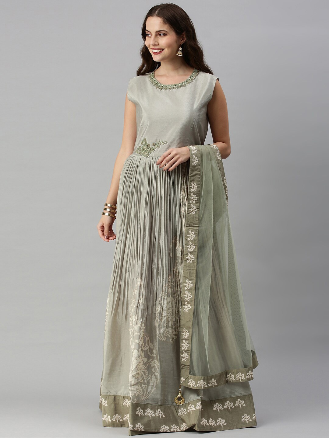 

Soch Green & Gold-Toned Embellished Embroidered Georgette Maxi Gown with Trouser & Dupatta