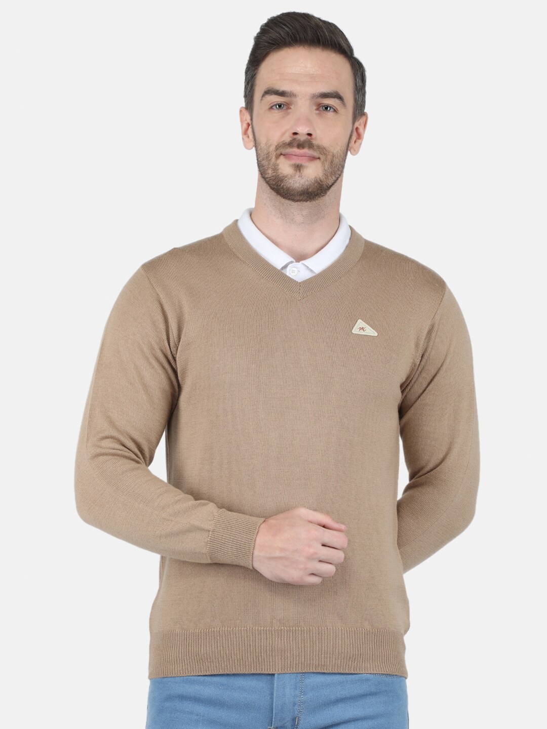 

Monte Carlo Men Beige Solid V Neck Pullover