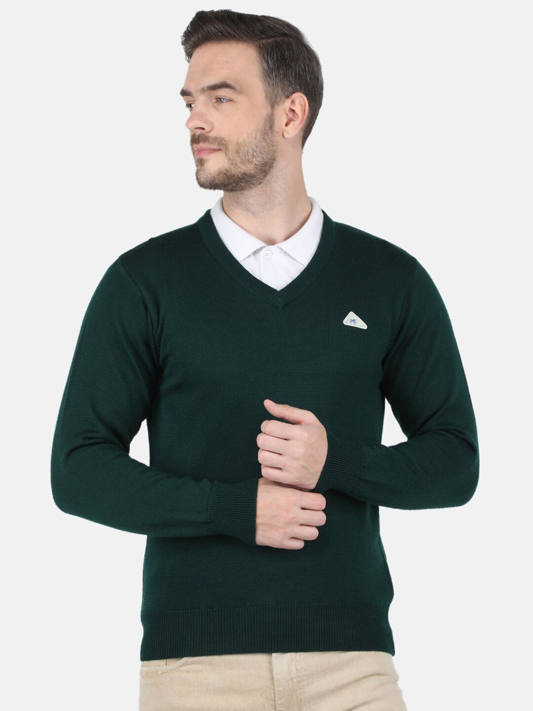 

Monte Carlo Men Green V Neck Pullover