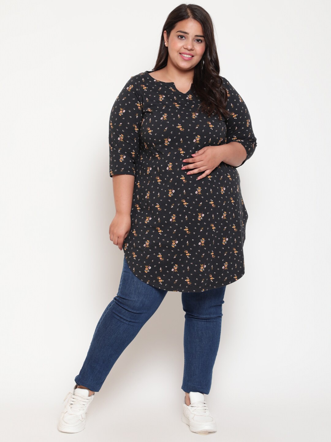 

Amydus WOMEN Plus Size Black & Brown Printed Tunic