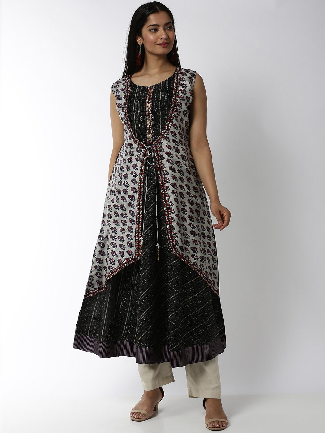 

Soch Women Black Thread Work Anarkali Kurta
