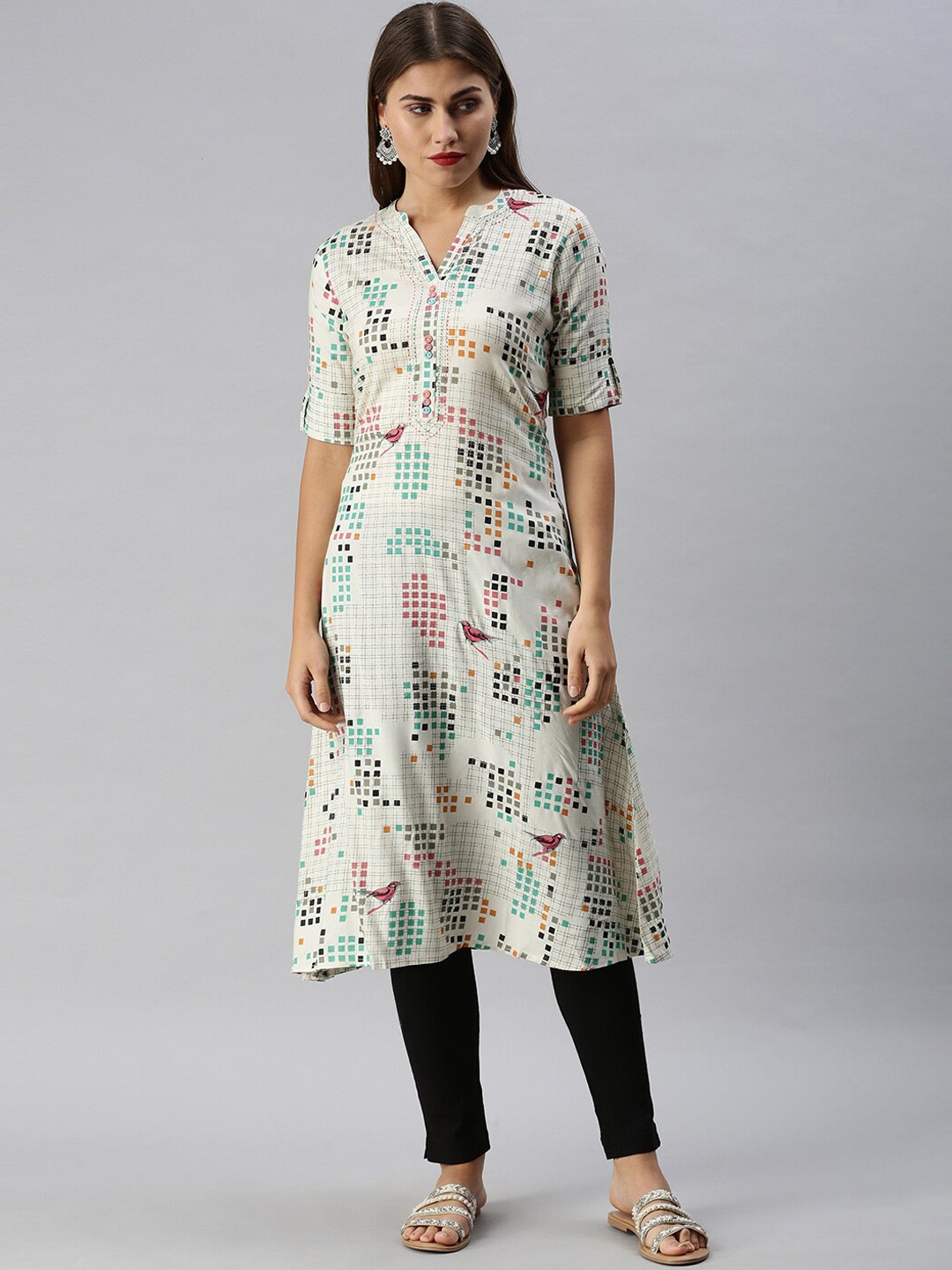 

Soch Women Off White Geometric Printed Kurta
