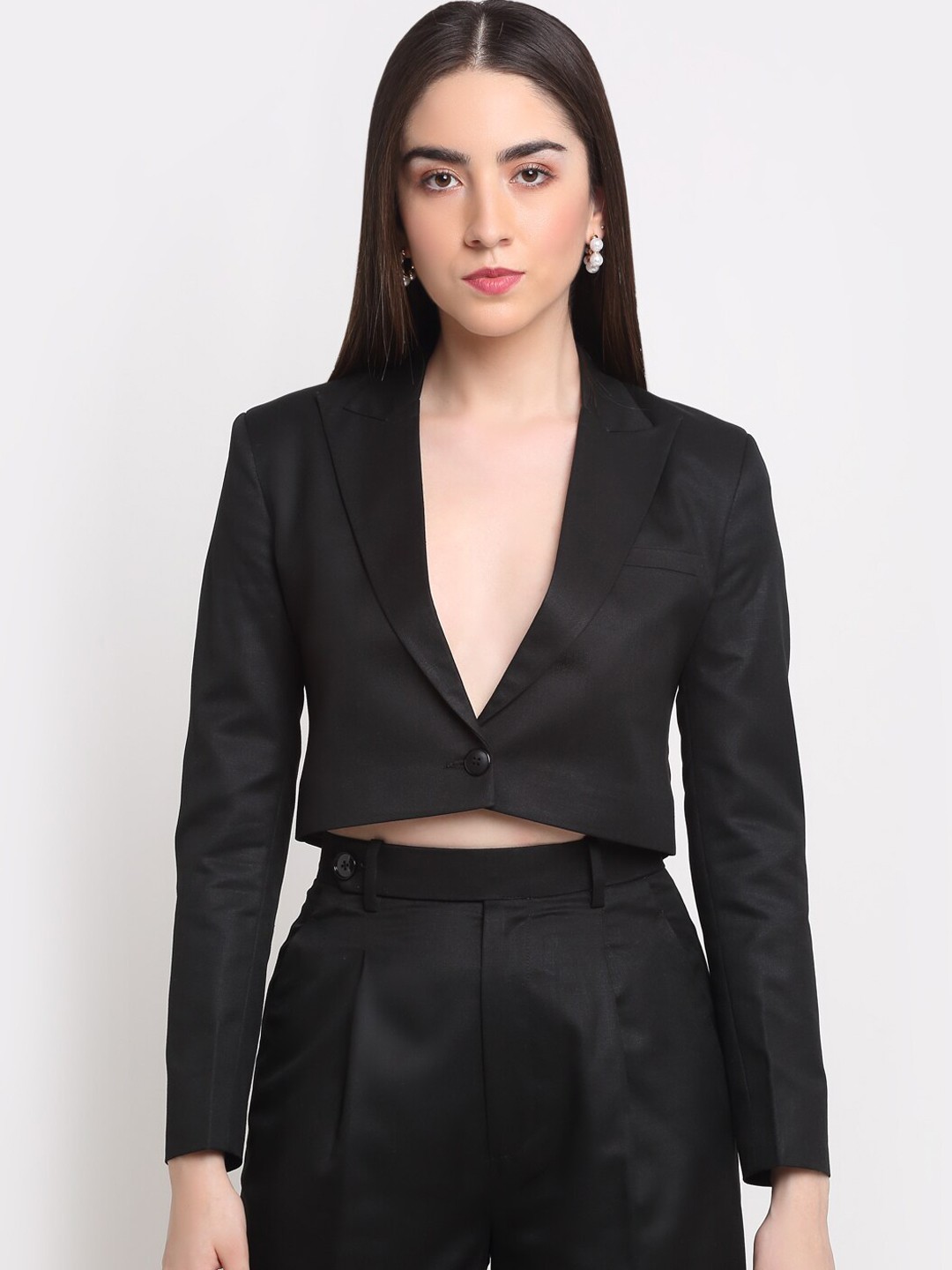 

Ennoble Women Black Solid Single Breasted Comfort Fit Blazers
