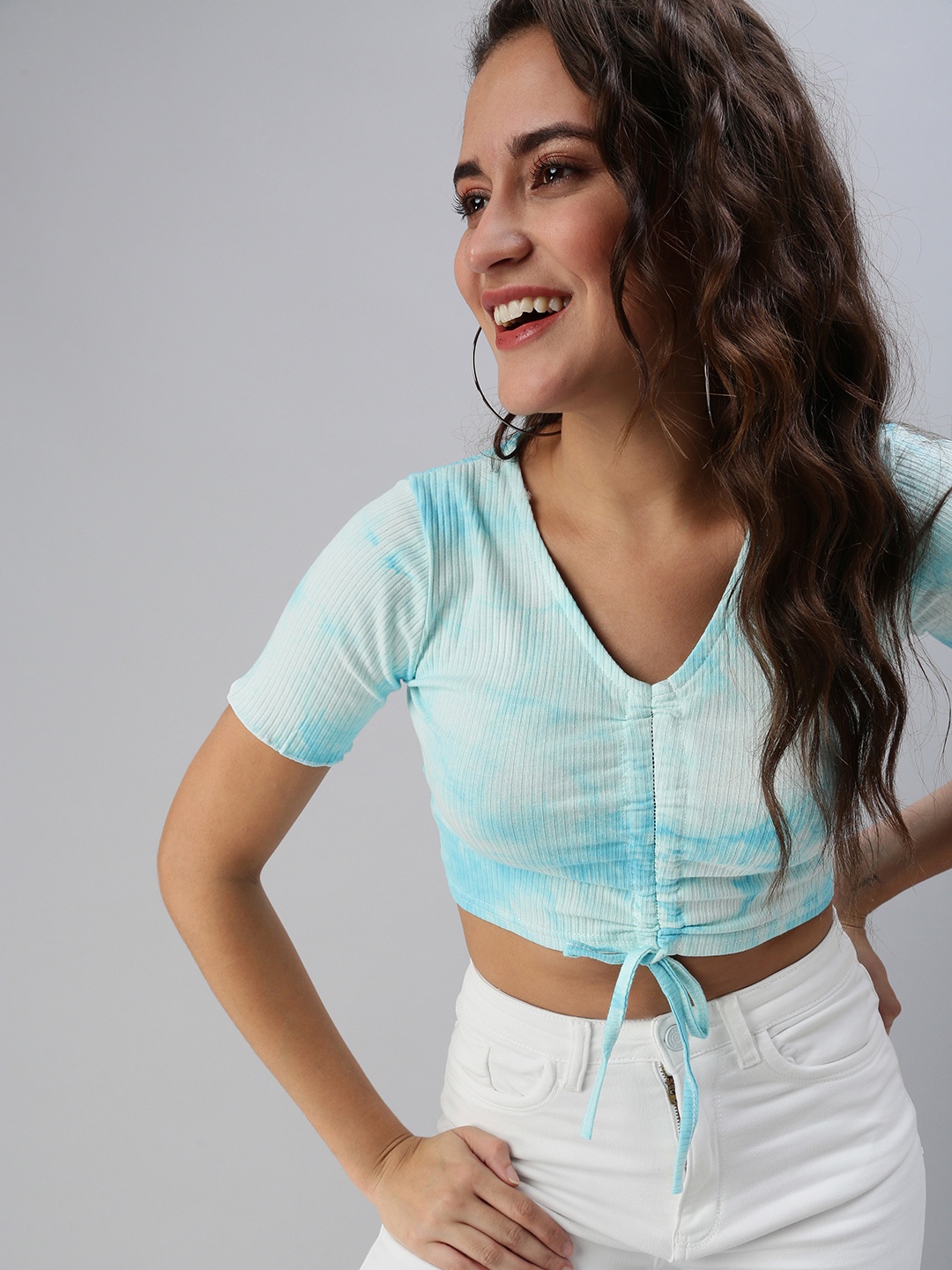 

SHOWOFF Blue Tie and Dye Fitted V-Neck Crop Top