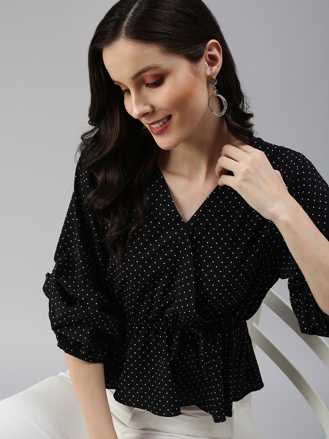 

SHOWOFF Black Print Crepe Cinched Waist Top