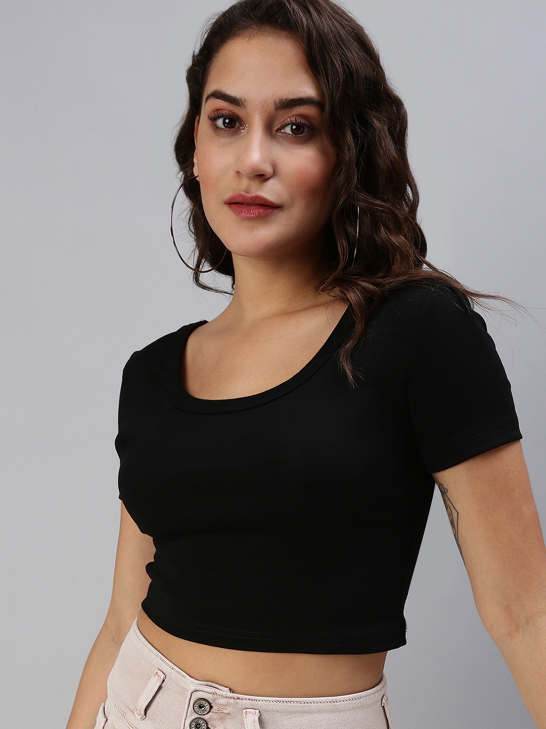 

SHOWOFF Black Cotton Crop Top