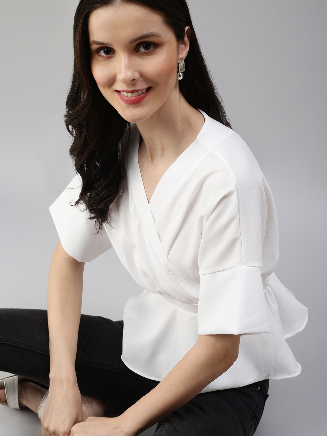 

SHOWOFF White Solid V-Neck Peplum Top