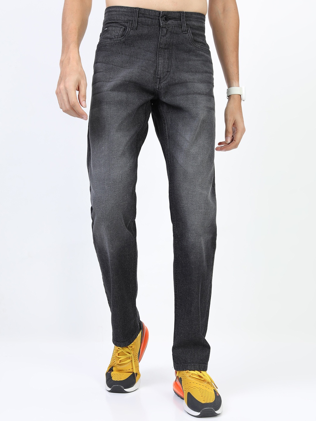 

HIGHLANDER Men Charcoal Straight Fit Light Fade Stretchable Jeans