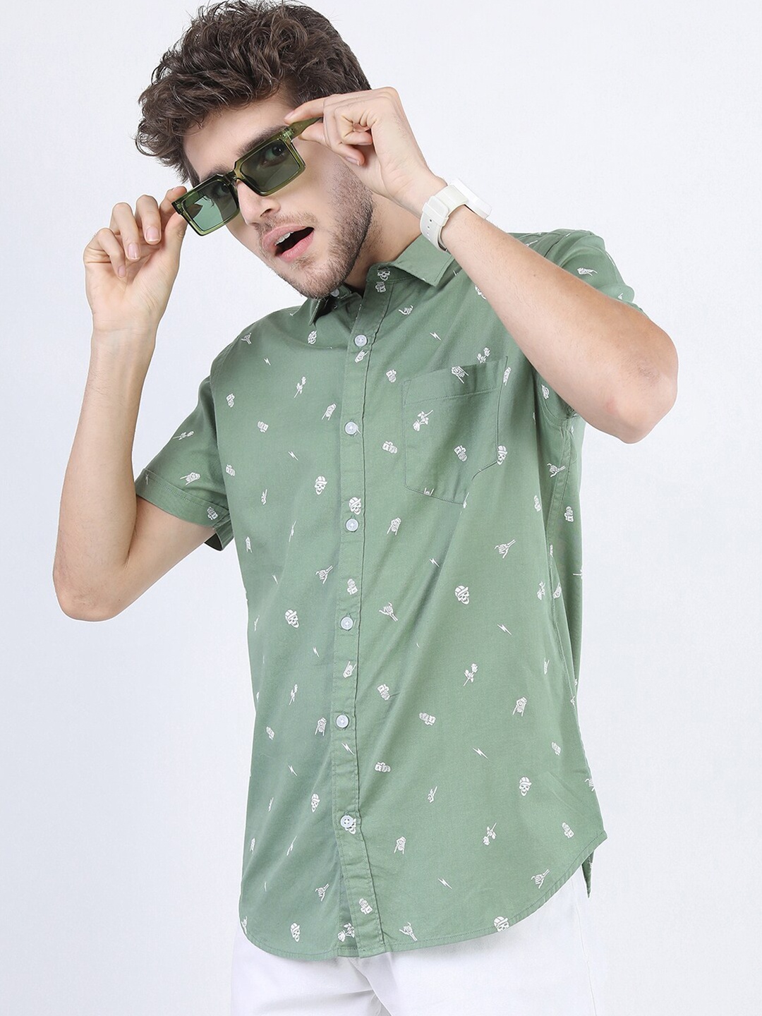 

HIGHLANDER Men Olive Green Slim Fit Printed Casual Shirt