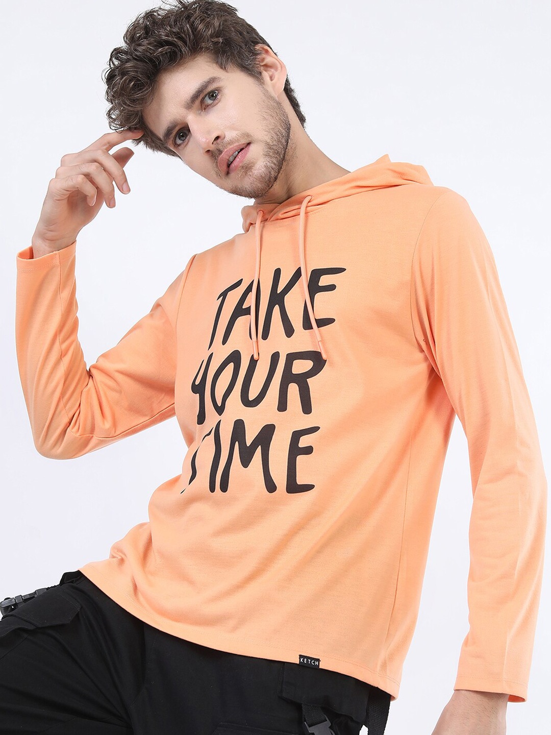 

KETCH Men Peach-Coloured & Black Typography Printed Slim Fit T-shirt