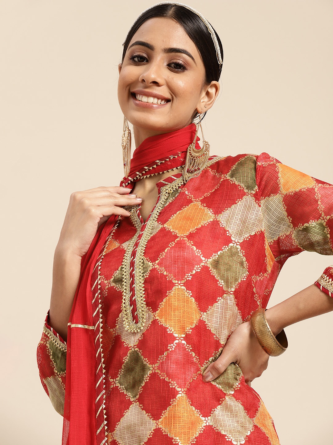 

Sangria Women Red Printed Gotta Patti Kurta with Sharara & With Dupatta