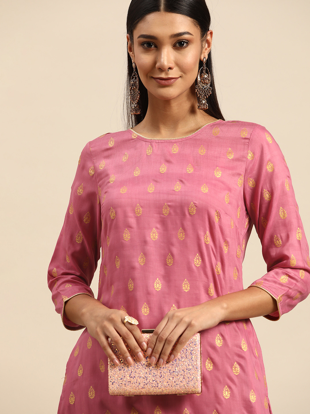 

Sangria Women Pink & Gold-Toned Ethnic Motifs Printed Kurta