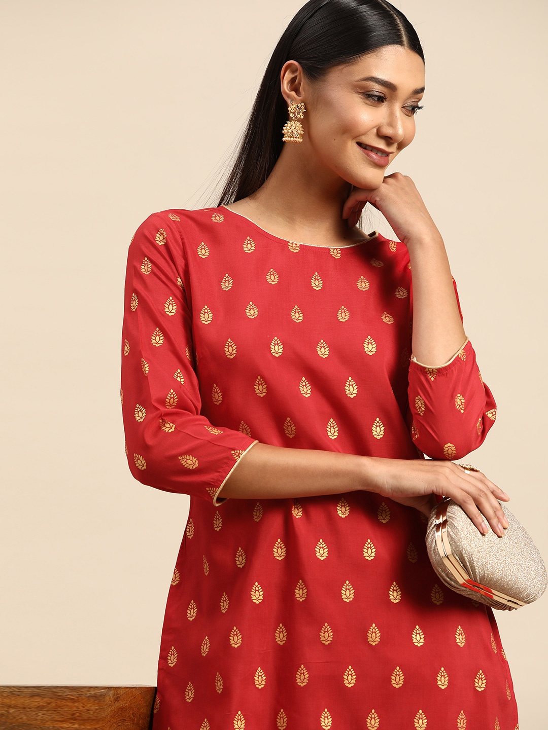 

Sangria Women Red & Gold-Toned Ethnic Motifs Printed Kurta