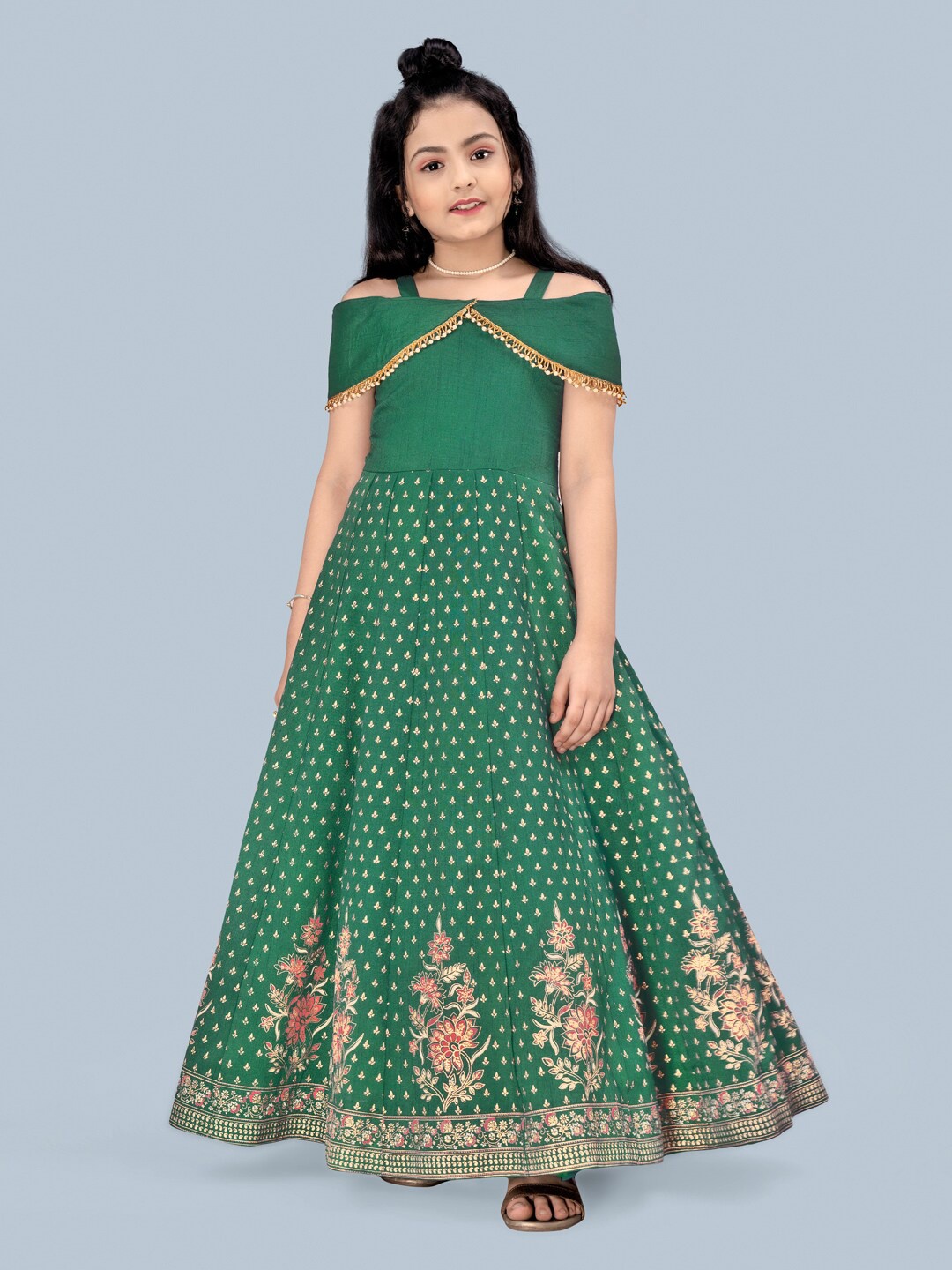 

FASHION DREAM Green & Gold-Toned Floral Crepe Ethnic Maxi Dress
