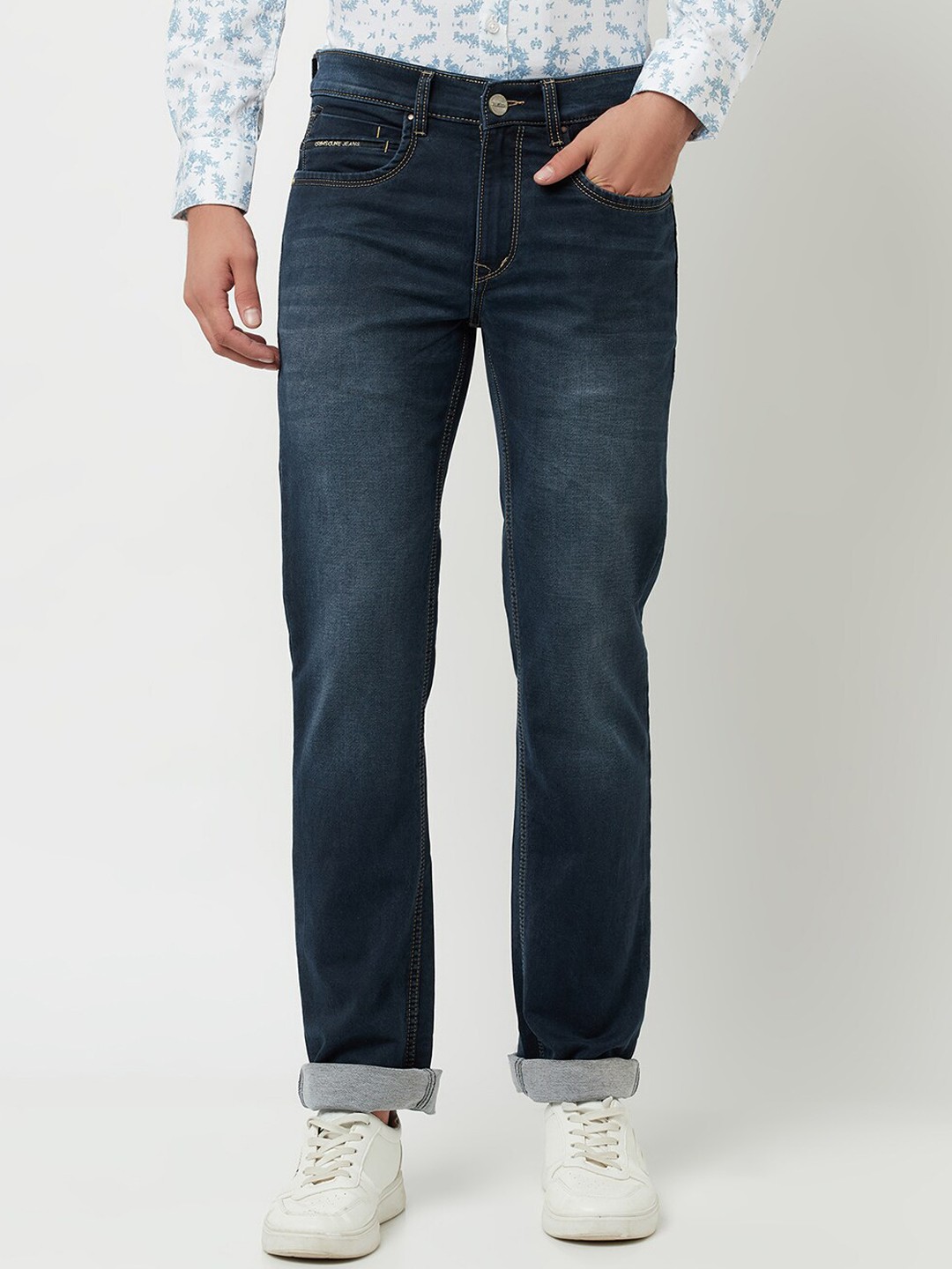 

Crimsoune Club Men Blue Straight Fit Light Fade Stretchable Jeans