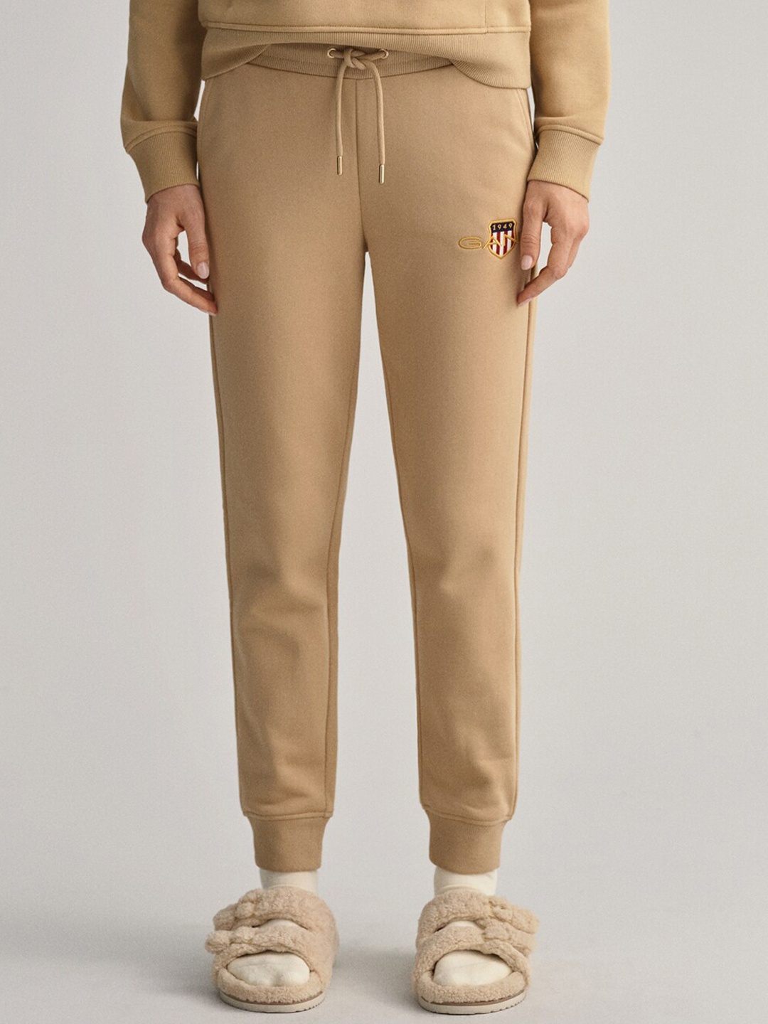 

GANT Women Beige Solid Track Pants