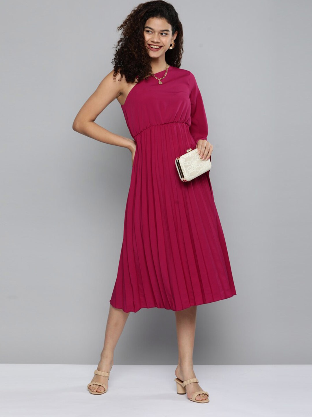 

Kvsfab Women Magenta One Shoulder Crepe Solid Midi Dress