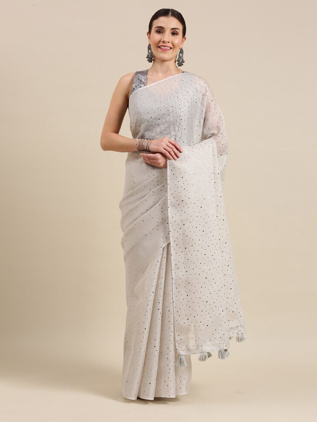 

Kvsfab Women White Polka Dot Rubber Print Saree