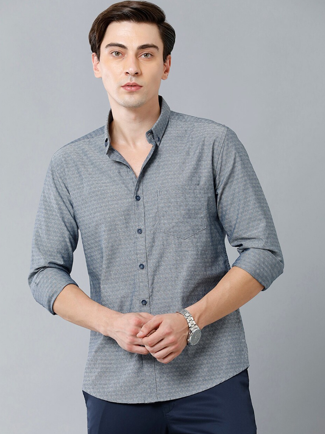 

YOVISH Men Grey Solid Smart Slim Fit Printed Casual Shirt