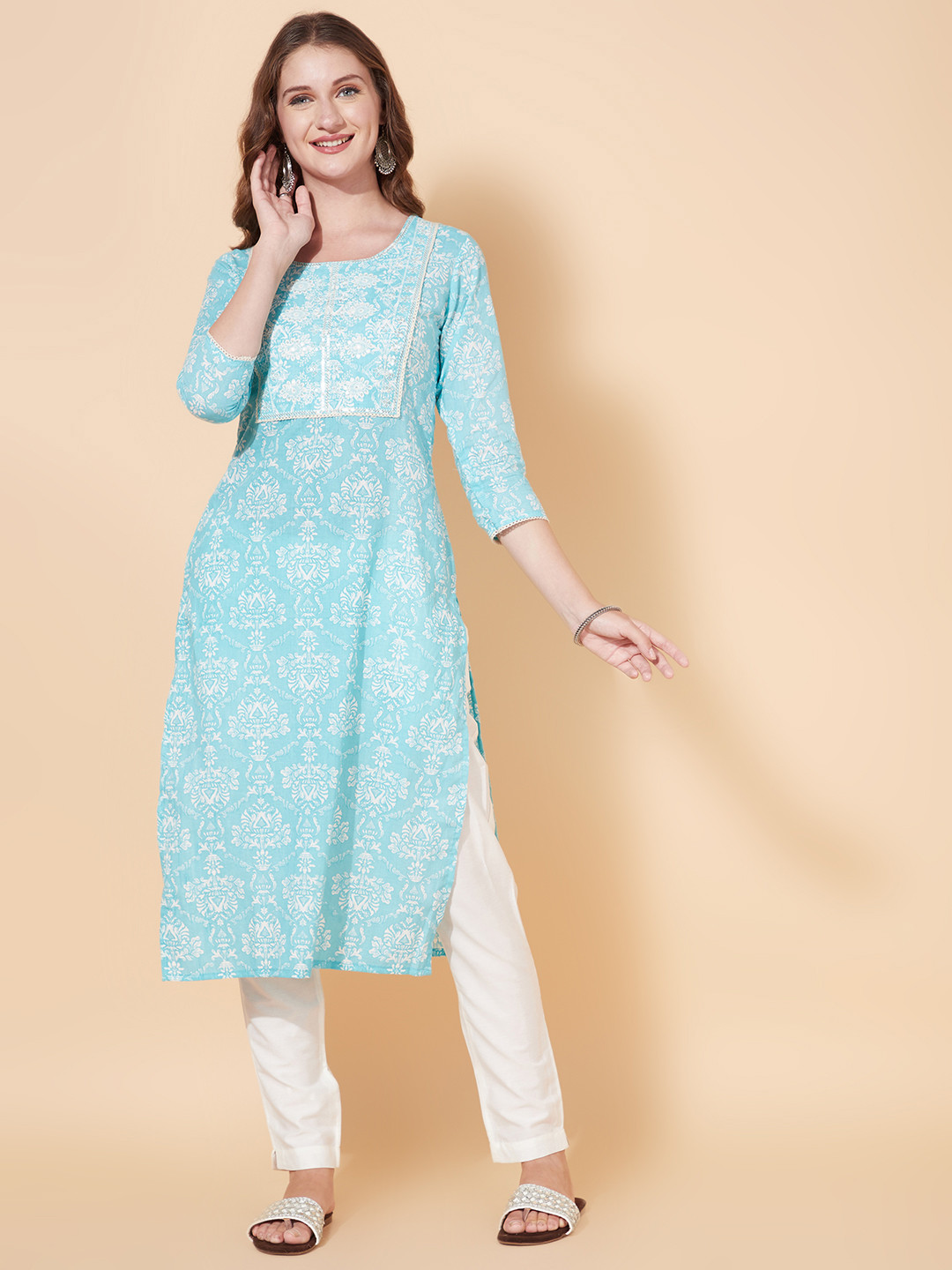 

FASHOR Women Blue Ethnic Printed & Embroidered Straight Fit Kurta