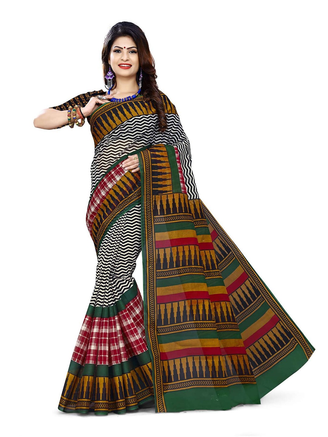 

SHANVIKA White & Black Ethnic Motifs Pure Cotton Block Print Saree