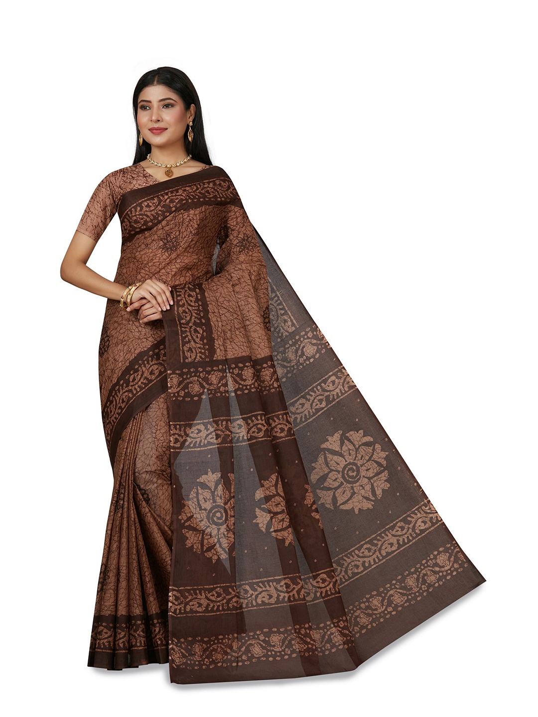 

SHANVIKA Brown Batik Pure Cotton Block Print Saree