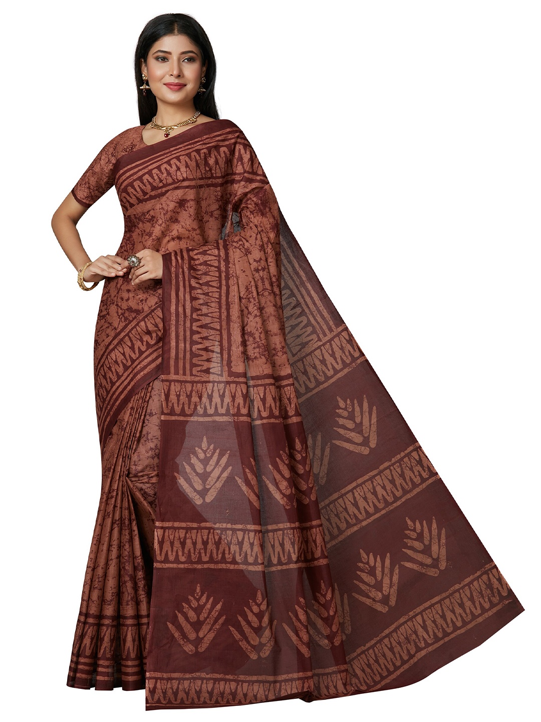 

SHANVIKA Brown Batik Pure Cotton Block Print Saree