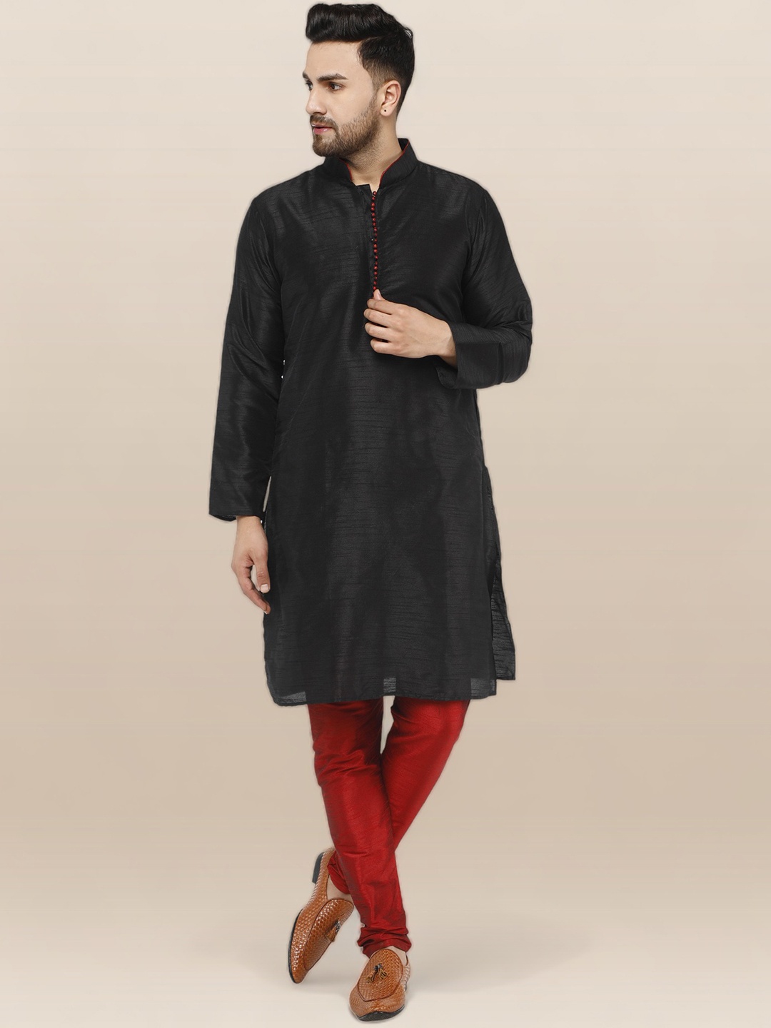 

Enciger Men Black Dupion Silk Solid Kurta with Churidar
