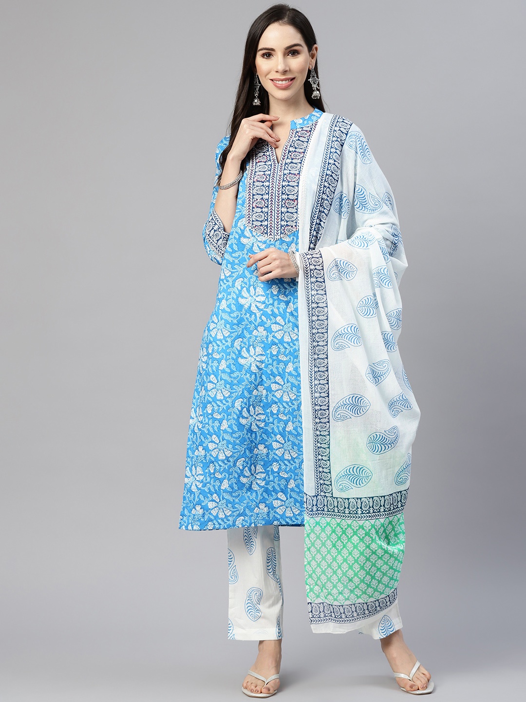 

MYAZA Women Blue Floral Printed Pure Cotton Kurta with Trousers & Dupatta