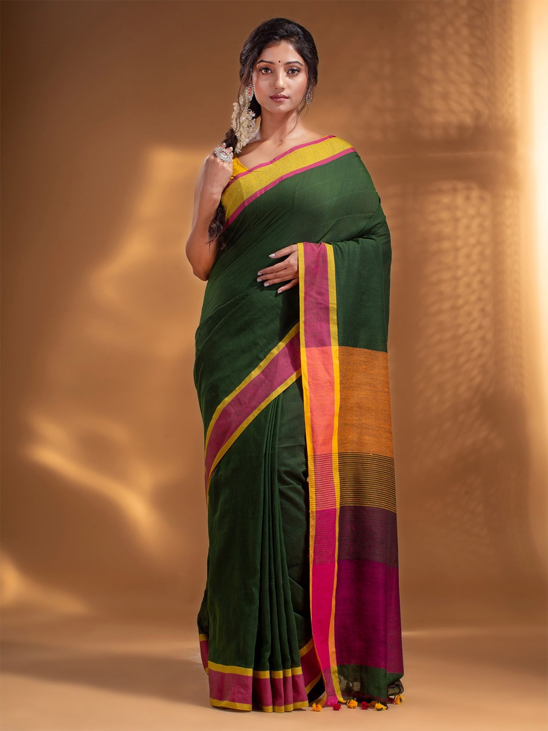 

Arhi Green & Orange Woven Design Pure Cotton Saree