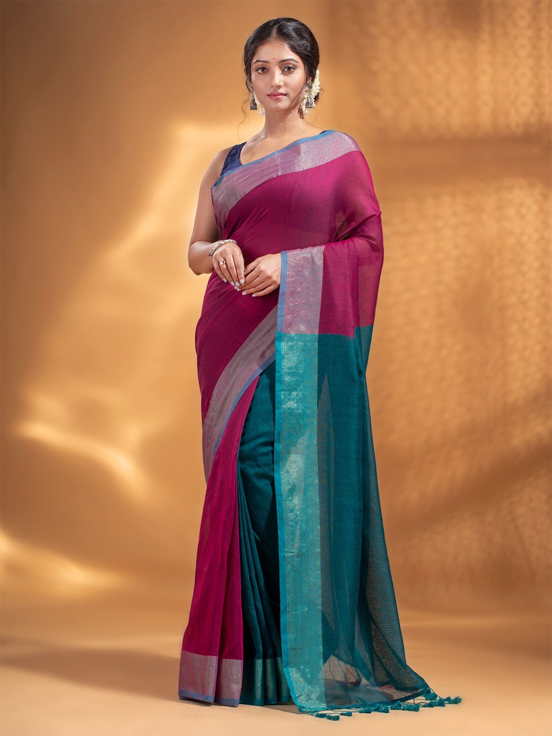 

Arhi Fuchsia & Green Woven Design Pure Cotton Saree