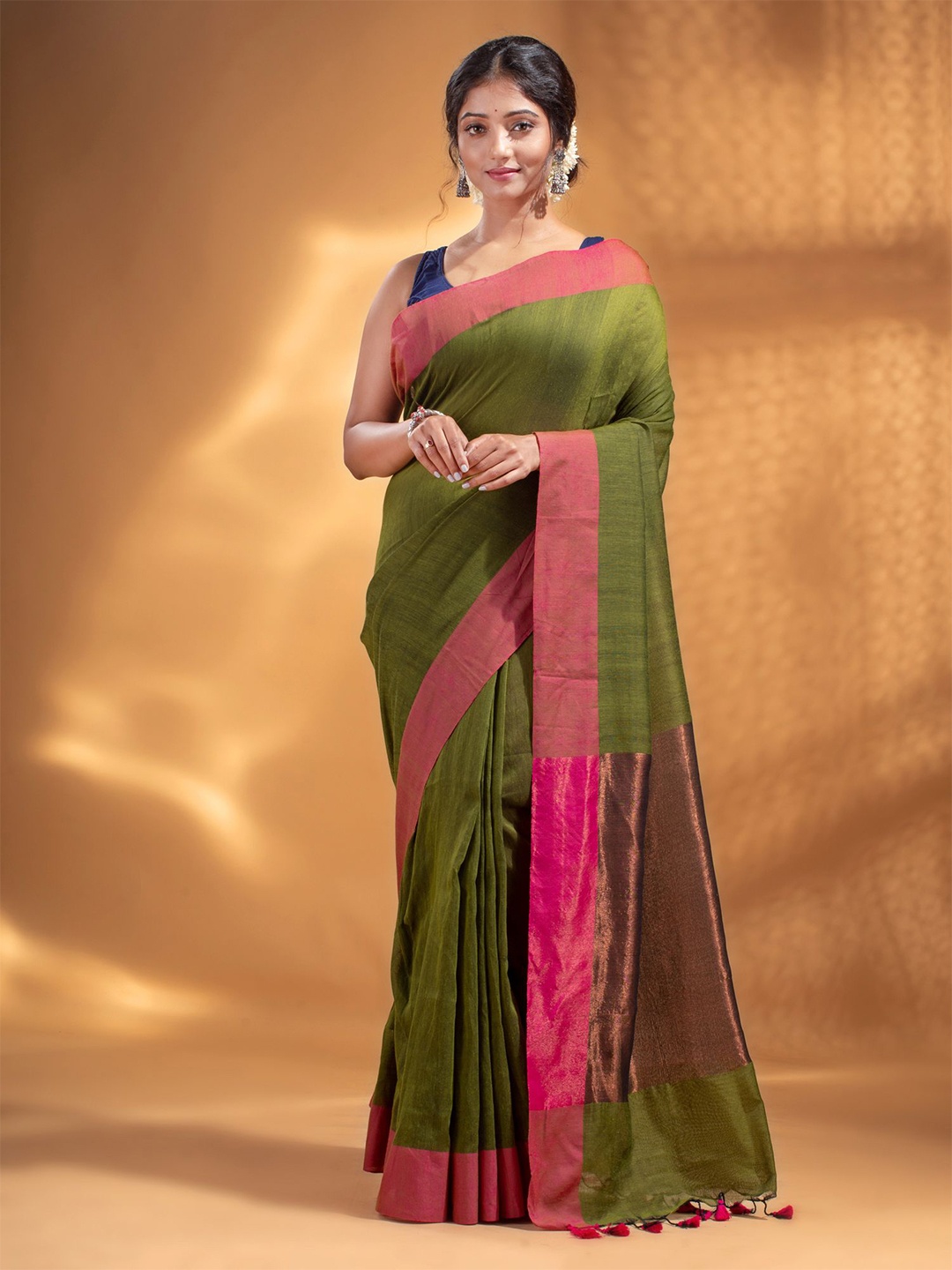

Arhi Green & Copper-Toned Woven Design Pure Cotton Saree
