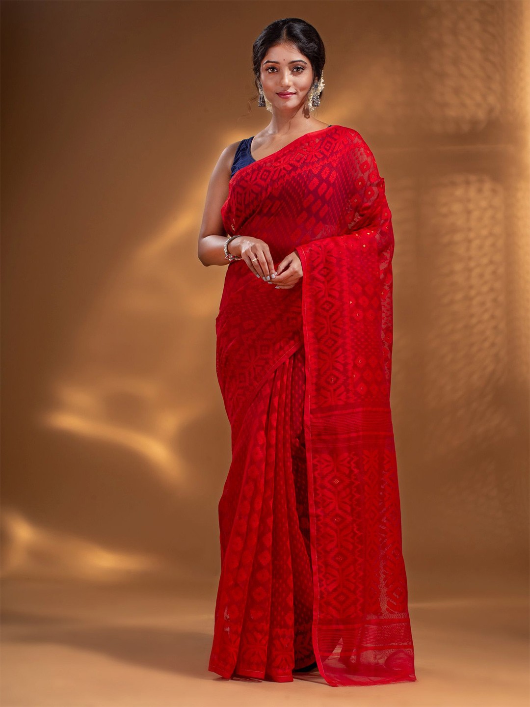 

Arhi Red Woven Design Beads and Stones Silk Cotton Jamdani Saree