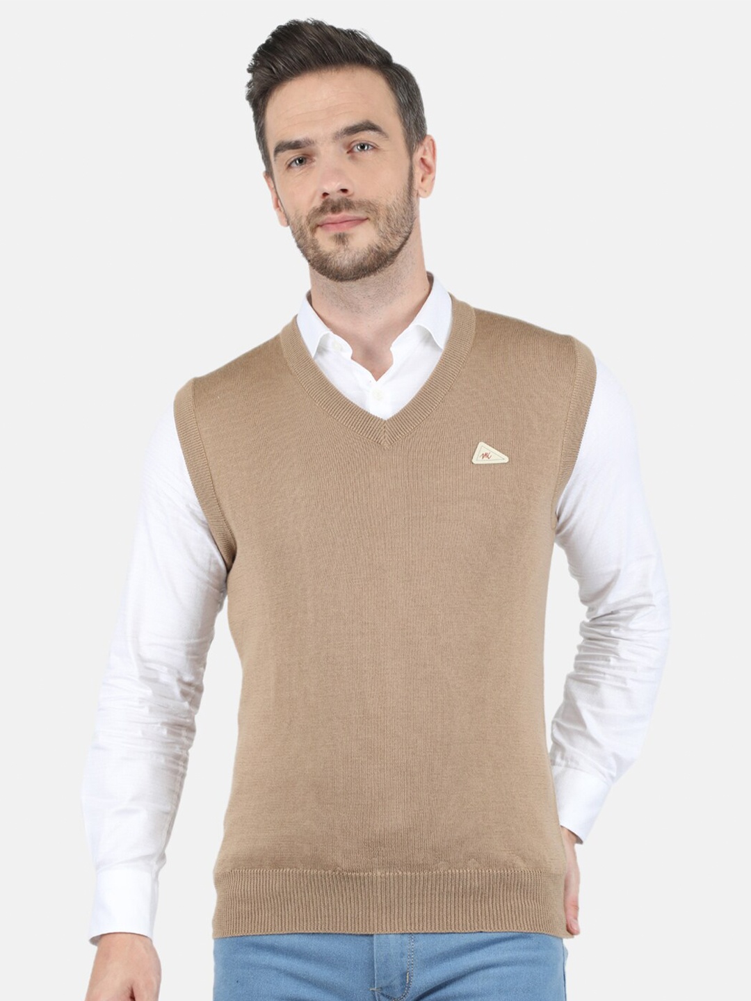 

Monte Carlo Men Beige Ribbed Pure Wool Sweater Vest