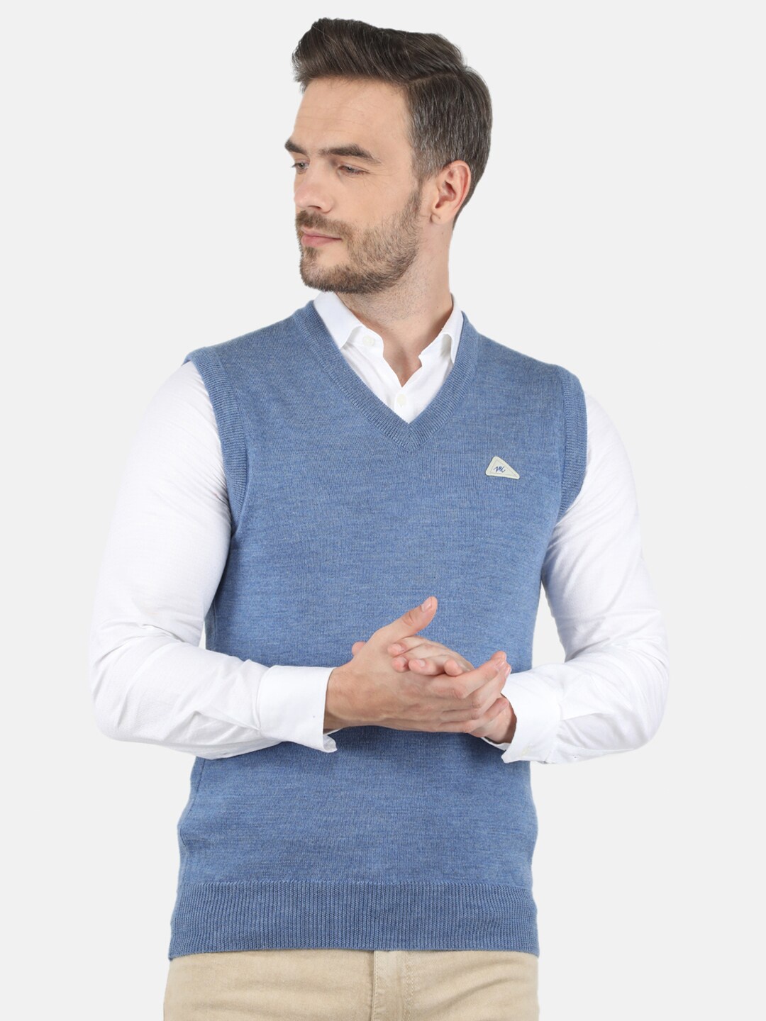 

Monte Carlo Men Pure Wool Blue Solid V-Neck Sweater