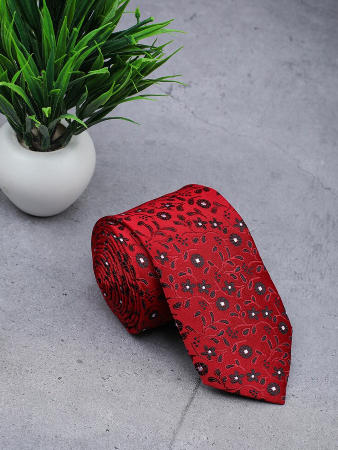 ELLIS Men Red & Black Printed Ascot Tie