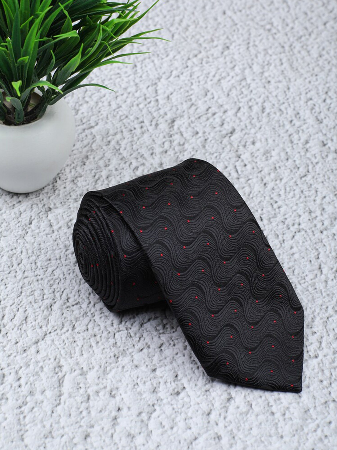 

ELLIS Men Black & Red Printed Broad Tie