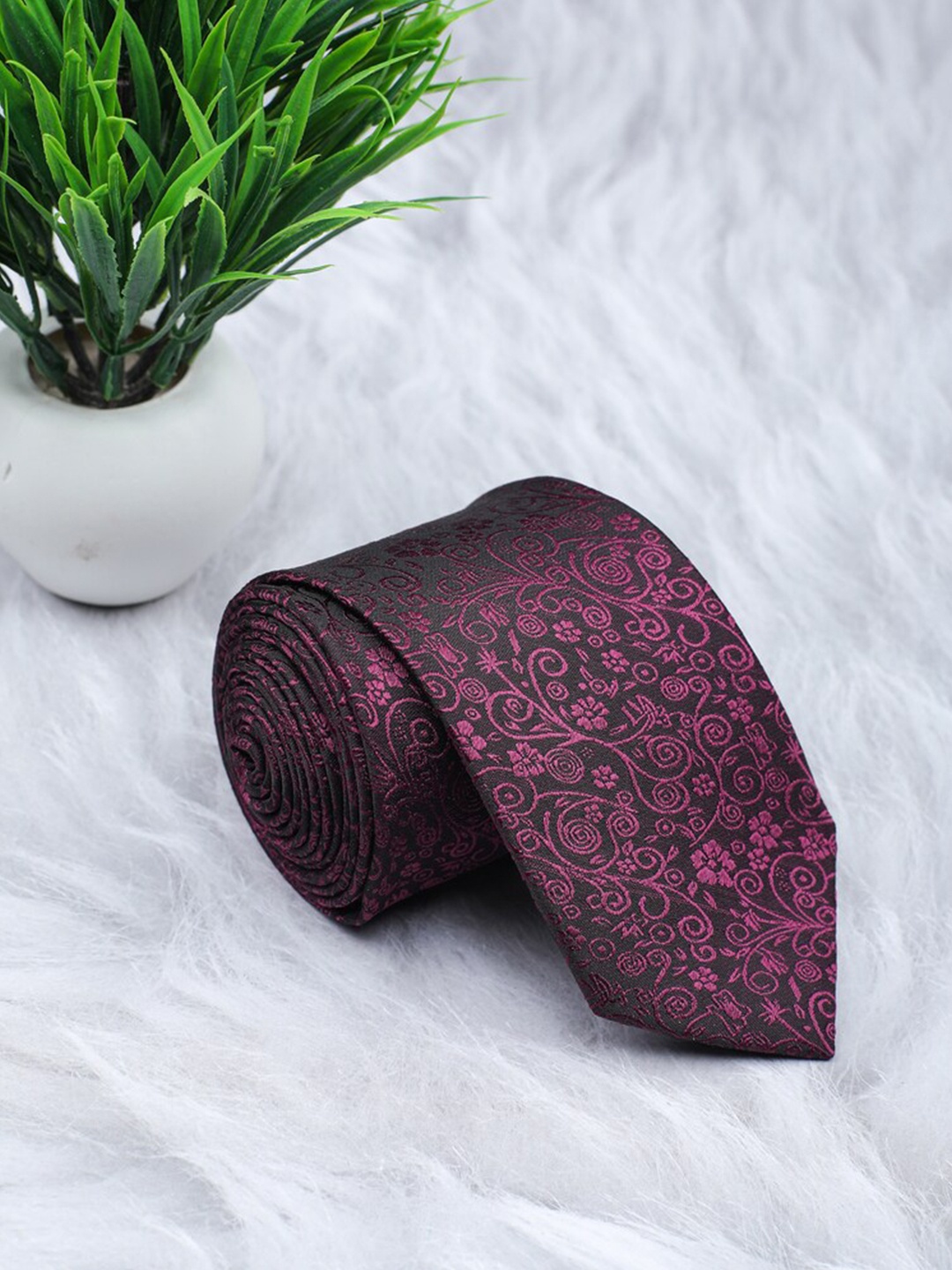 

ELLIS Men Pink & Black Printed Broad Tie