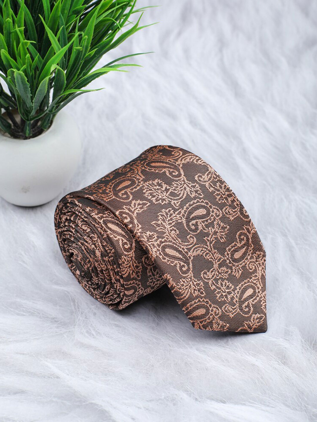

ELLIS Men Brown Woven Design Broad Tie