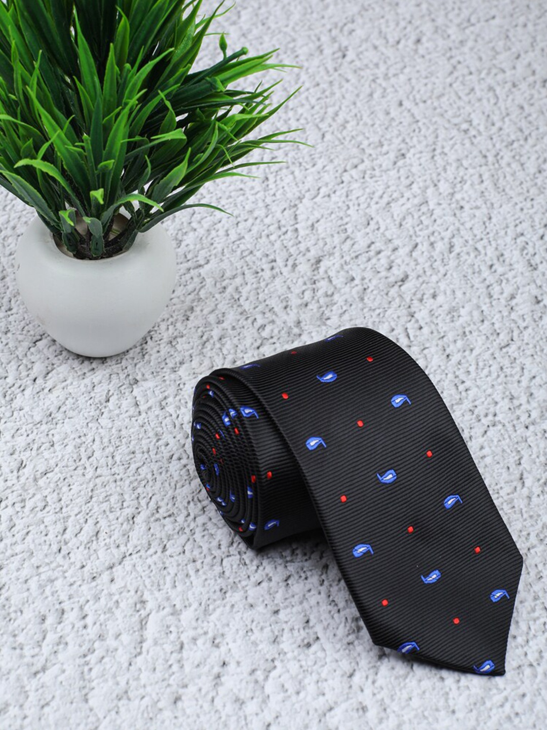 

ELLIS Men Black & Blue Paisley Printed Ascot Tie