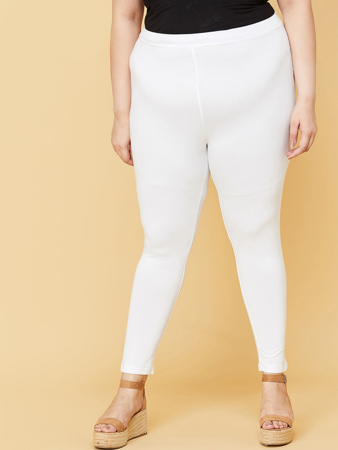 

max Women White Solid Ankle-Length Leggings