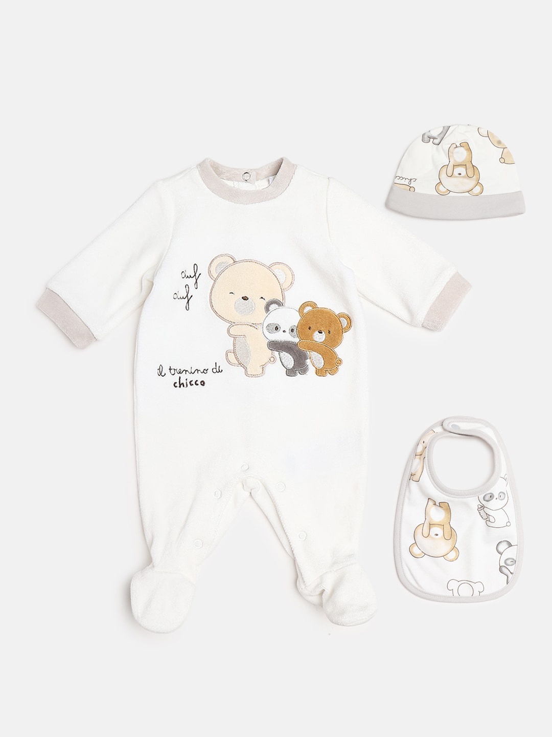 

Chicco Kids White Cotton Baby Applique Baby Suit With Bib And Cap Gift Set