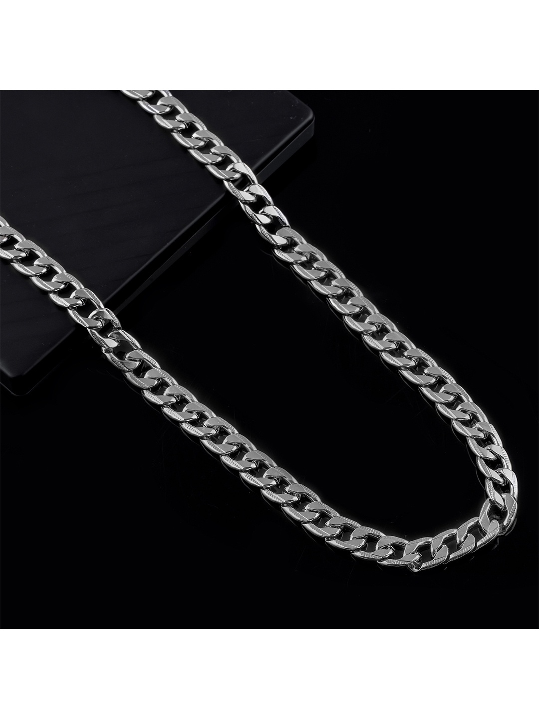 

Brado Jewellery Unisex Silver-Toned Silver-Plated Chain