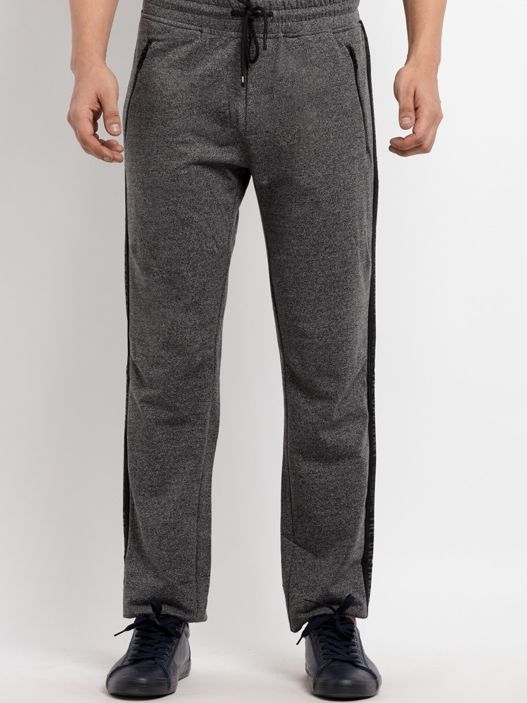 

Status Quo Men Black Solid Cotton Track Pants, Grey