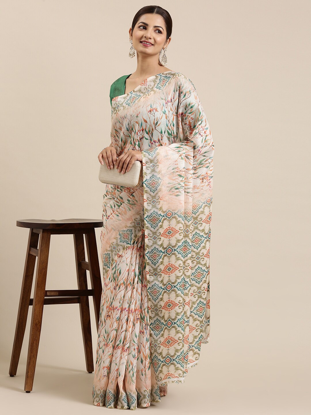 

The Chennai Silks Off White & Green Floral Zari Linen Blend Fusion Saree