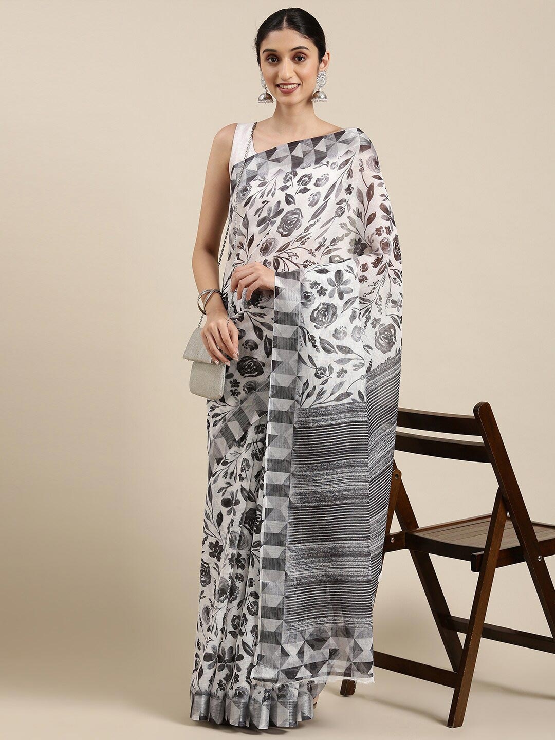 

The Chennai Silks White & Black Floral Zari Linen Blend Fusion Saree