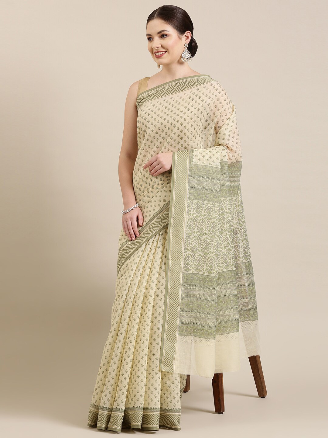

The Chennai Silks Cream-Coloured & Green Floral Pure Cotton Fusion Saree
