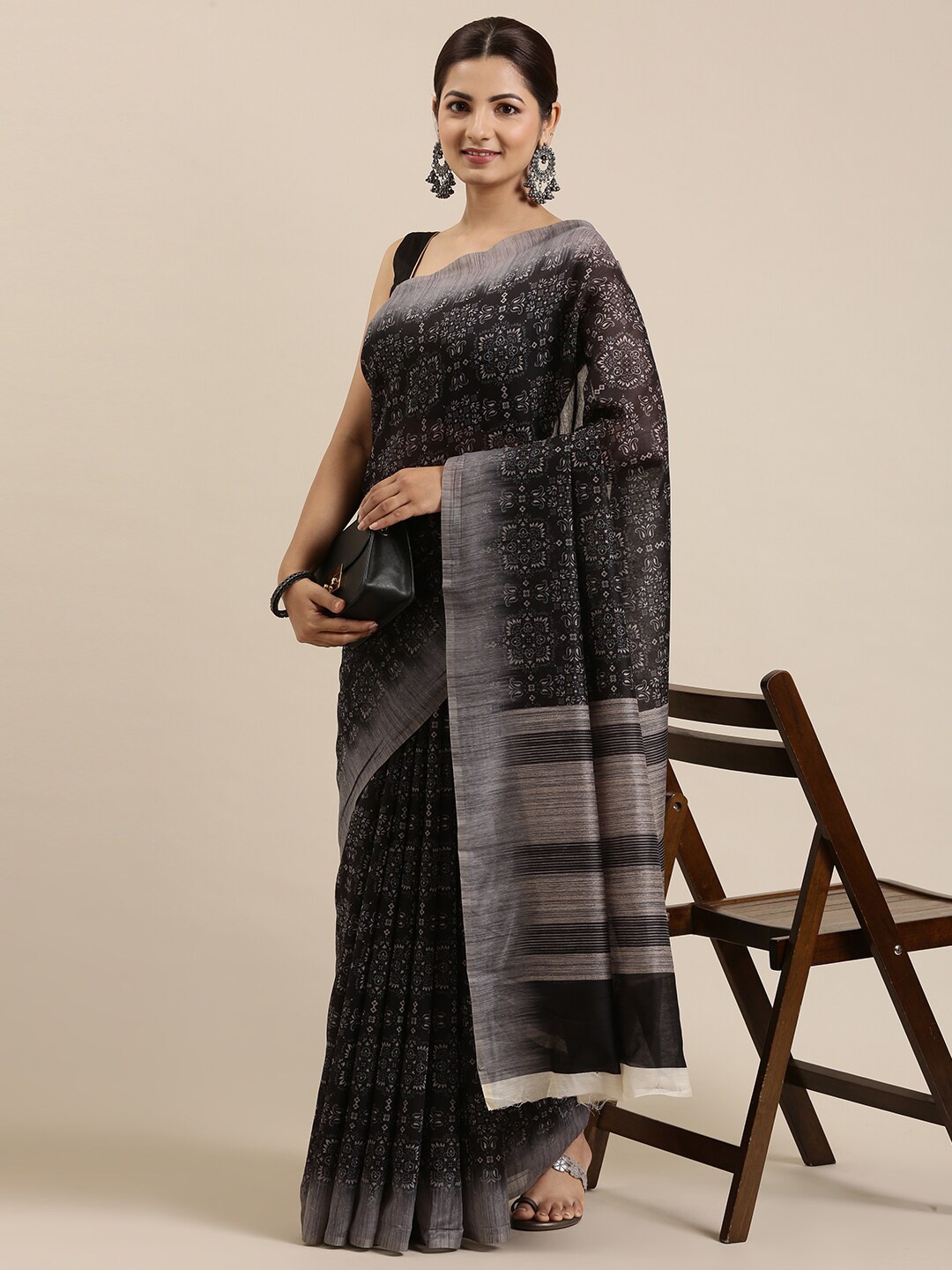

The Chennai Silks Black & Grey Floral Fusion Chanderi Saree