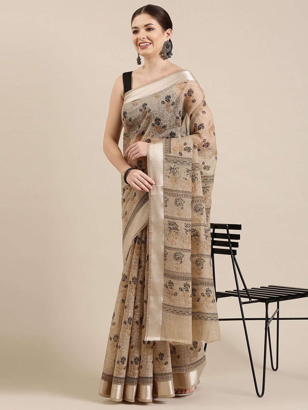 

The Chennai Silks Beige & Black Floral Zari Pure Cotton Saree